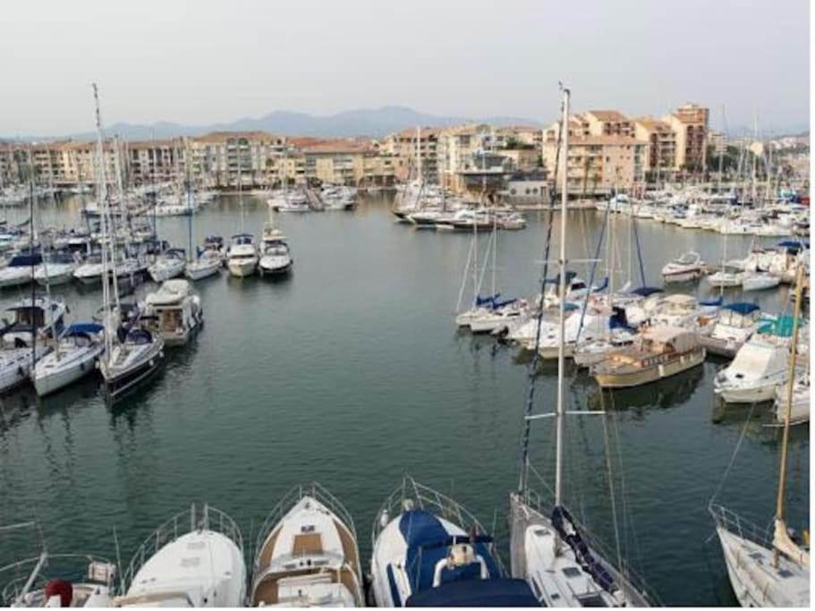 Port Frejus Cap Hermes Vue Mer Et Port Pieds Dans L'Eau Piscine Pkg المظهر الخارجي الصورة